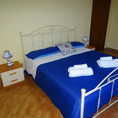 Perla Del Sud Bed & Breakfast *