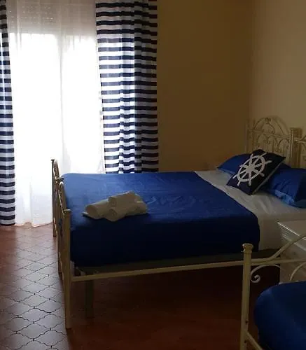 Perla Del Sud לינה וארוחת בוקר